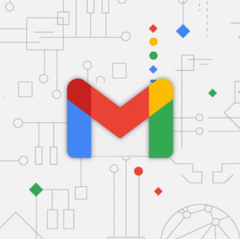 Gmail na Androidzie z miniaturami zdjęć załączonych do maili