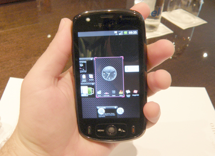 T-Mobile Pulse - live 2