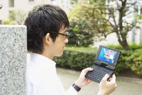fujitsu loox u