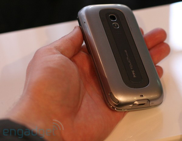 htc touch pro2 engadget back